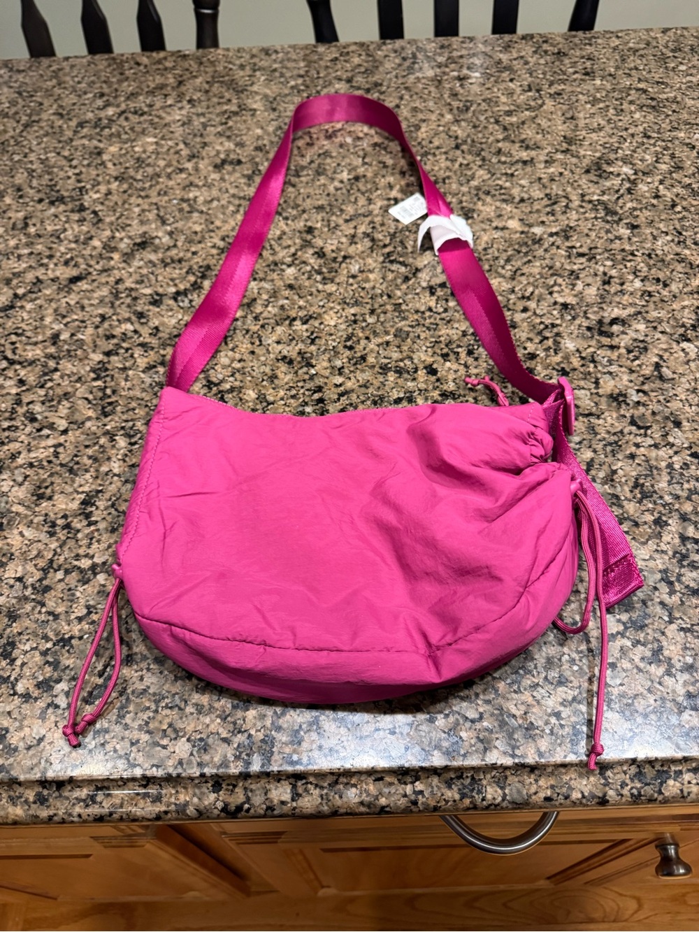 Old Navy Crossbody NWT Fushia L11 H8